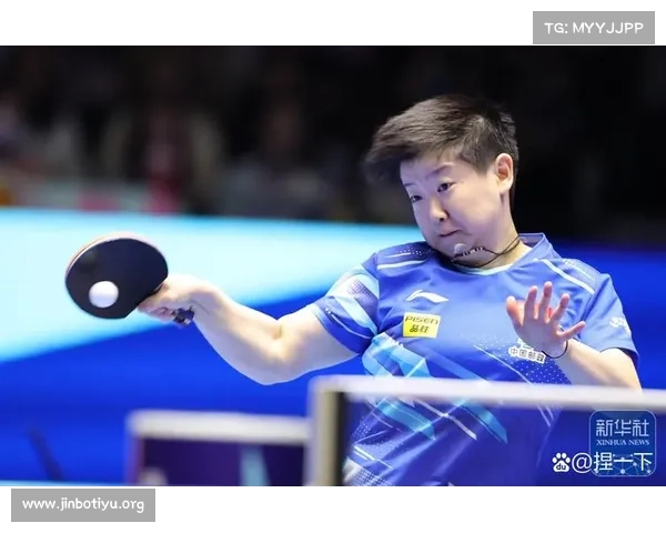 以上港成功晋级亚洲杯四强 球迷激动庆祝热情高涨