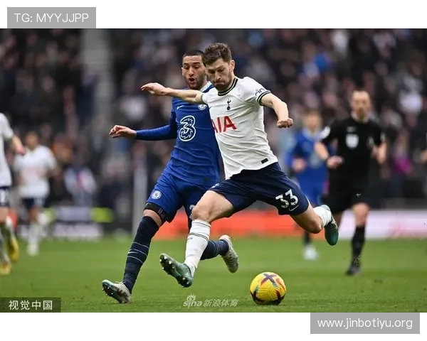 低射远角破门展风采精彩时刻再现热刺外租新星梁民革喜迎英冠首球 低射远角破门展风采精彩时刻再现热刺外租新星梁民革喜迎英冠首球