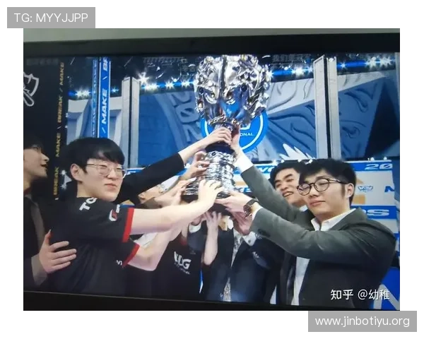 K-1现役冠军中国惨败震动武坛中国战队鏖战险胜日本强敌之役风云 K-1现役冠军中国惨败震动武坛中国战队鏖战险胜日本强敌之役风云