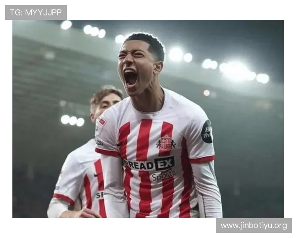 震撼赛场 曼联首秀力克劲敌 展现强大实力开局辉煌